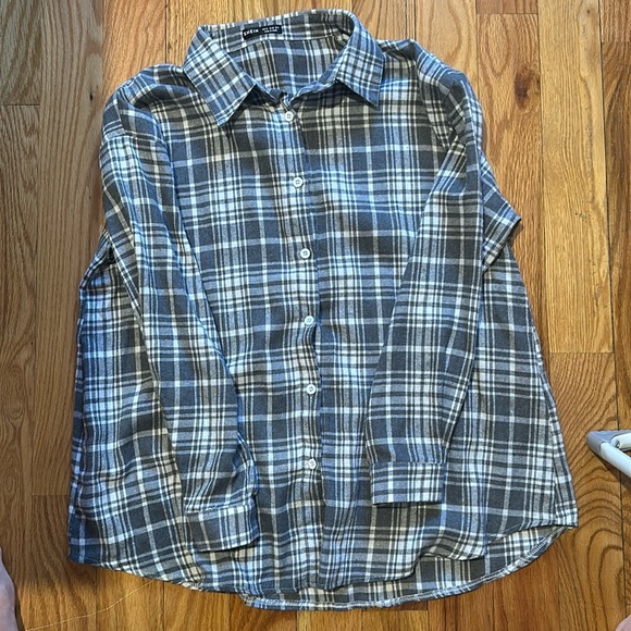 SHEIN Tops - Shein Light Gray and White Button Down Flannel